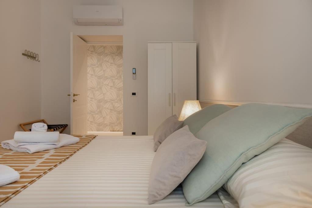 Foscolo 46 - Elegant Family Apartment Triëst Buitenkant foto